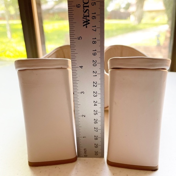 Mixx Shuz Maddie Cream block mule heels. Women size 9 square toe - Picture 9 of 10